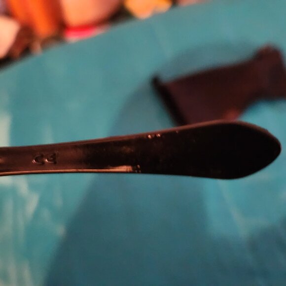 Oakley - Picture 6 of 11